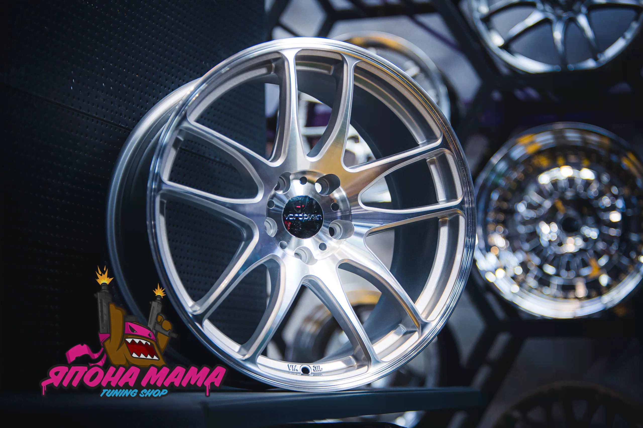 Комплект разношироких дисков Work Emotion cr-kai kiwami R18 9.5j и 8.5j ET30 5x114.3-0