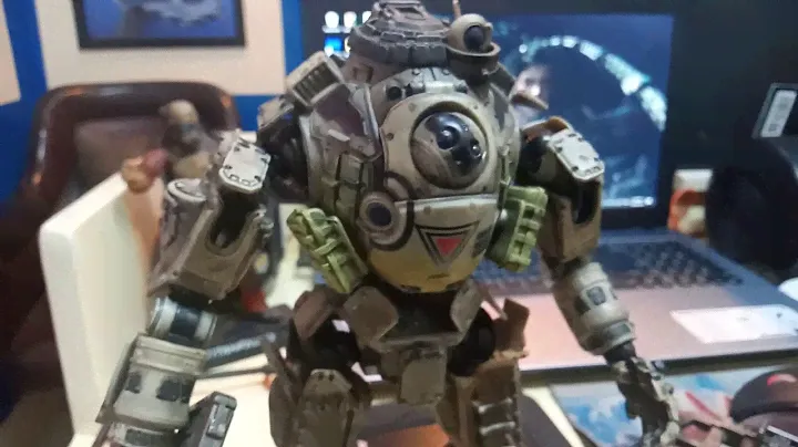 Titanfall Atlas Playarts Kai KO