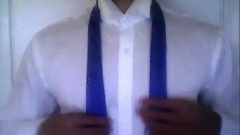 How to tie a tie - Quick and Easy