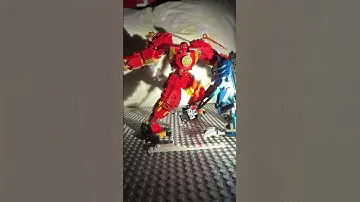 Lego Ninjago Kai's Elemental Fire Mech vs Wolf Mask Warrior