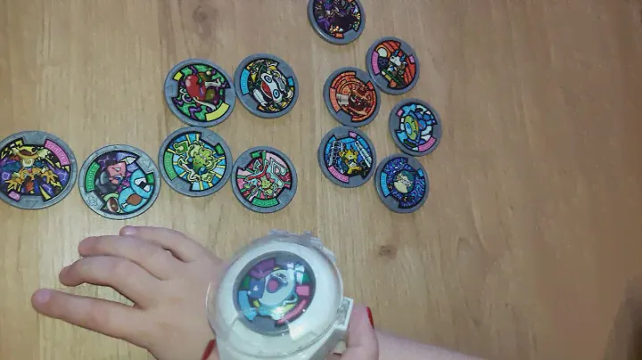 Видеообзор: YO-KAI WATCH часы призрака#мистические часы#игрушки и видео для детей